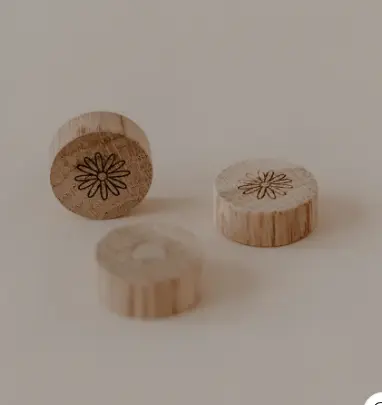 Ensemble de 3 fleurs magnétiques en bois chêne