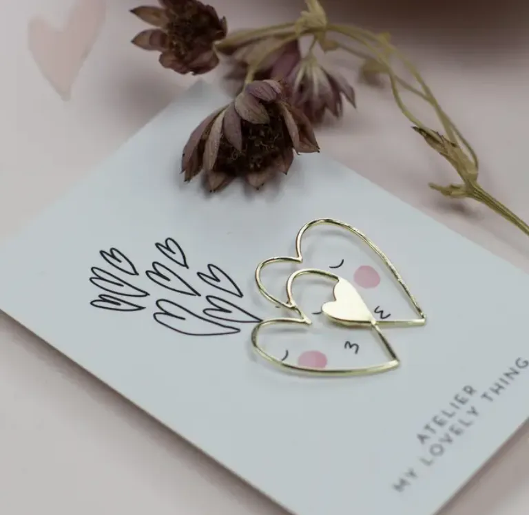 Pin's - Amour en laiton